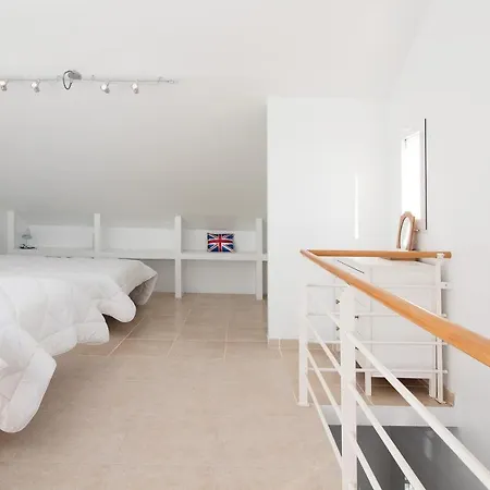Global Properties, Adosado Con Vistas Al Mar En Playa De Corinto Ferienhaus *